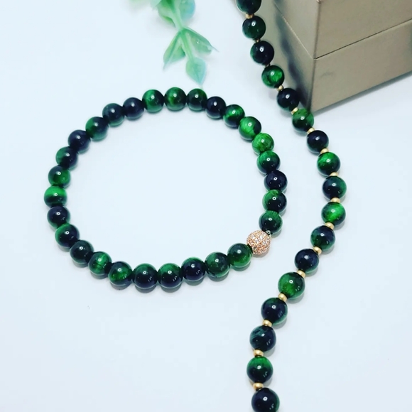 Green Tiger Eye set - Picture 2 of 5